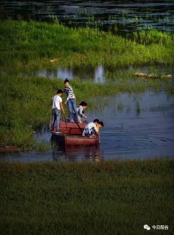 碧波荡漾是什么意思和方法，皓月当空是什么意思和方法