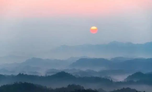 我见青山多妩媚唐宋文人的青山意象