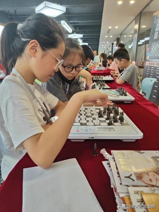 国际象棋棋盘图片,中国象棋棋盘图片